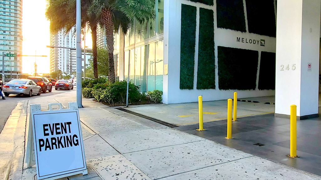 Find Parking in Miami, FL